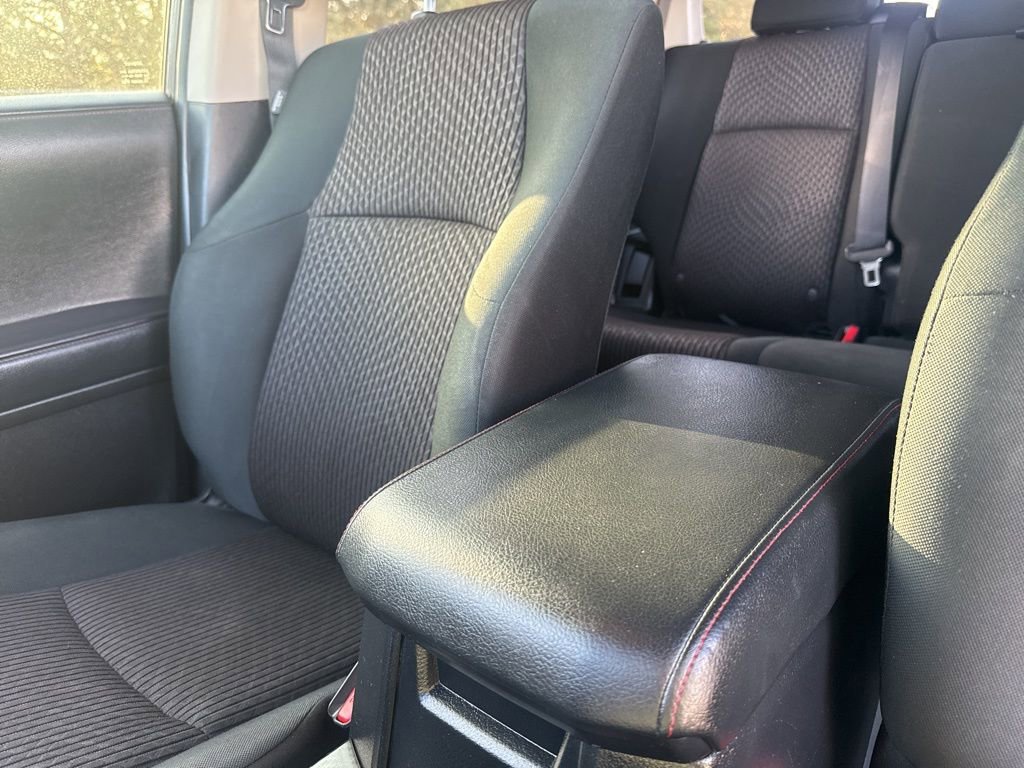 Used 2020 Toyota 4Runner TRD Off-Road image 26