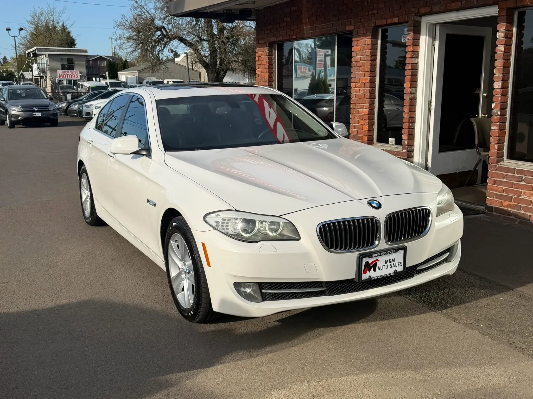 Used 2013 BMW 528i xDrive Sedan AWD/4WD image 1