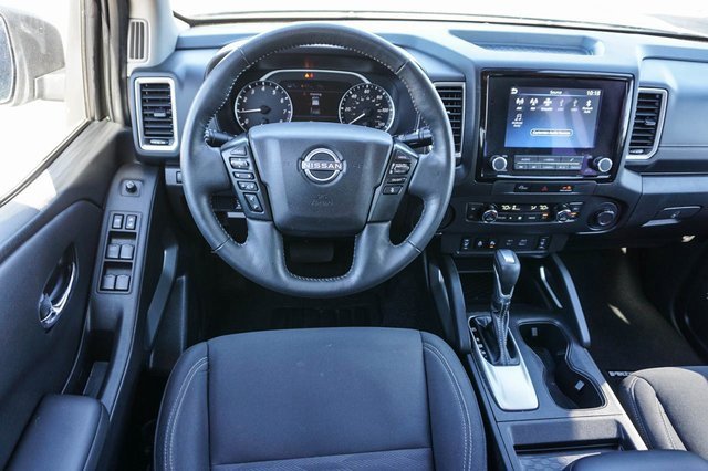 Used 2024 Nissan Frontier SV w/ SV Convenience Package image 18
