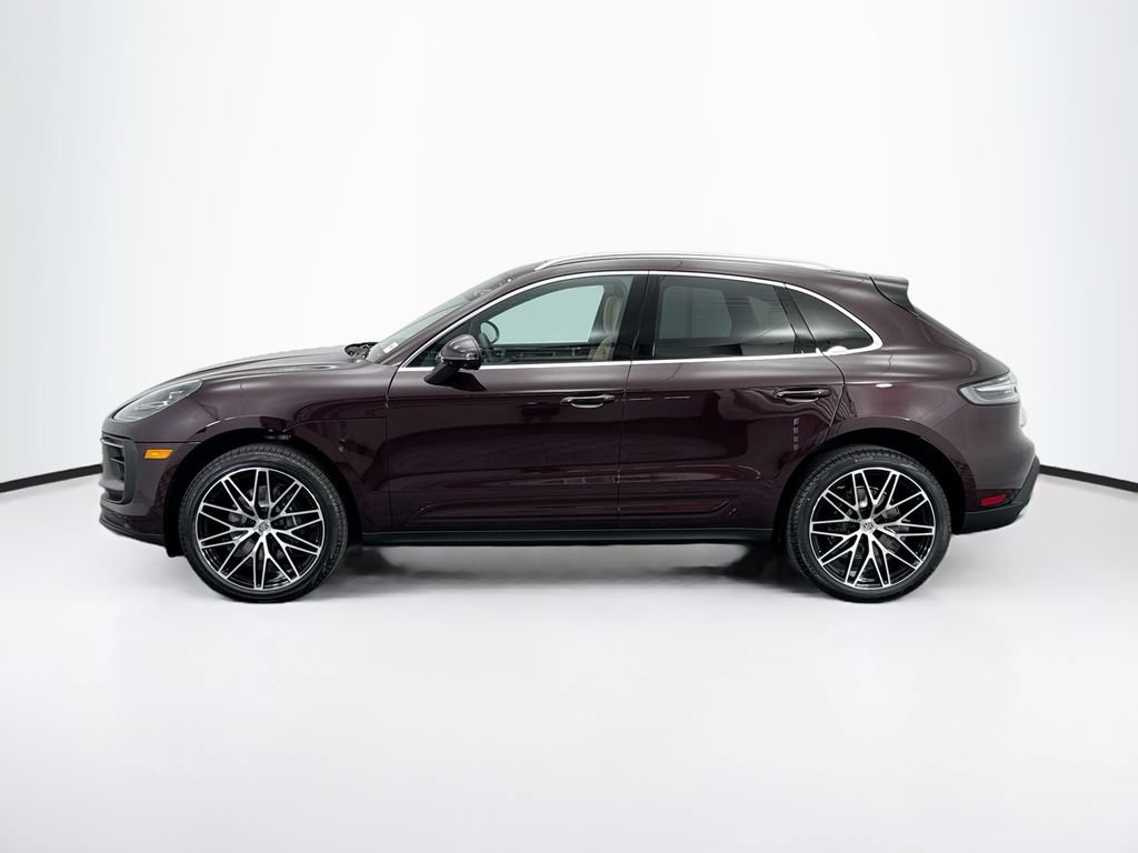 Used 2026 Porsche Macan AWD/4WD image 2