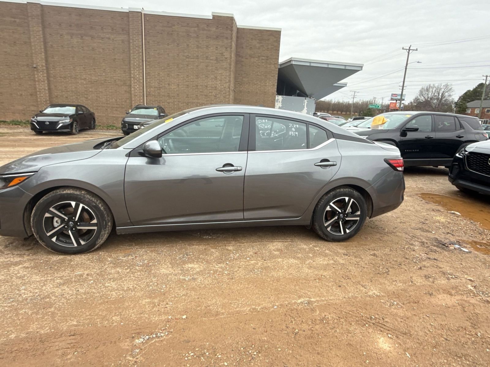 Used 2025 Nissan Sentra SV image 15