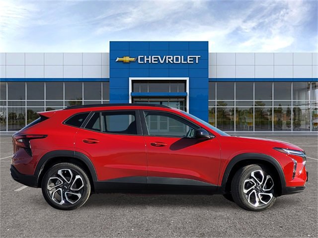 New 2026 Chevrolet Trax RS w/ Driver Confidence Package image 3