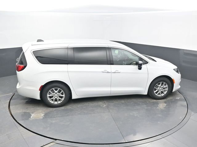 New 2026 Chrysler Voyager LX FWD image 49