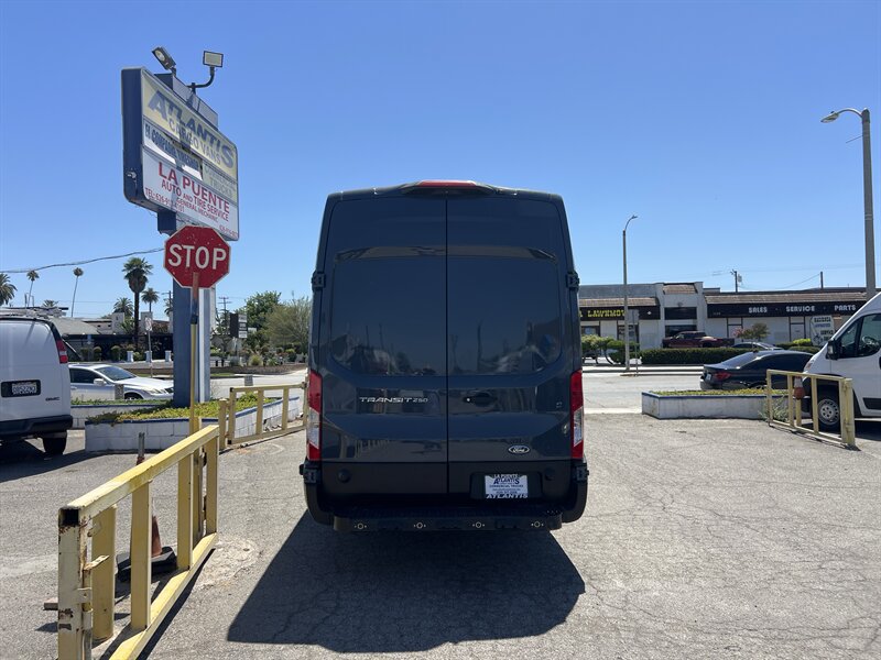 Used 2019 Ford Transit 250 148 High Roof Extended RWD image 3