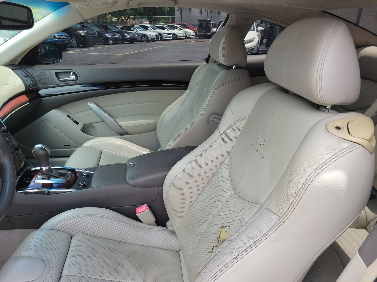Used 2010 INFINITI G37 Journey w/ Premium Pkg RWD image 11