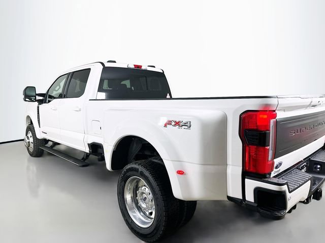 New 2026 Ford F450 Platinum w/ FX4 Off-Road Package image 5