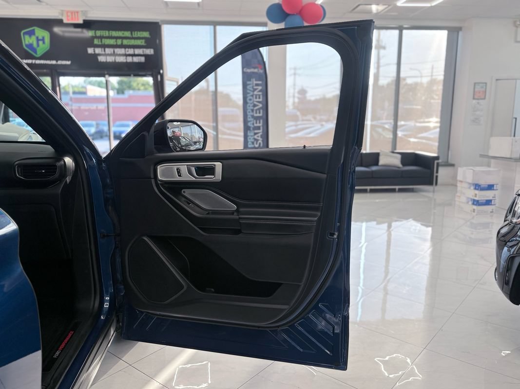 Used 2020 Ford Explorer ST w/ ST Street Pack AWD/4WD image 36