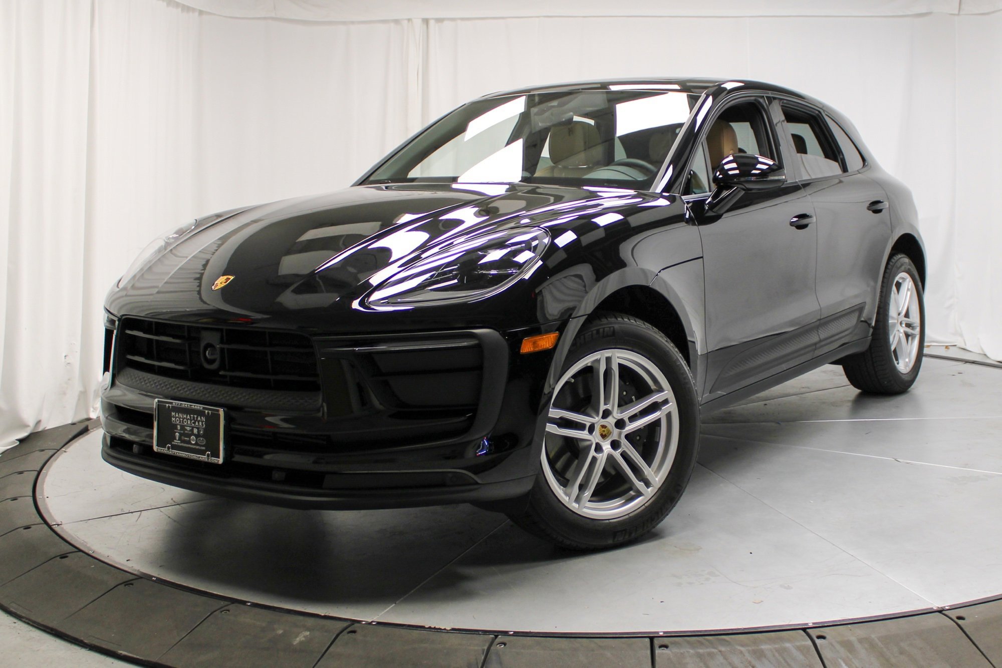 Certified 2025 Porsche Macan