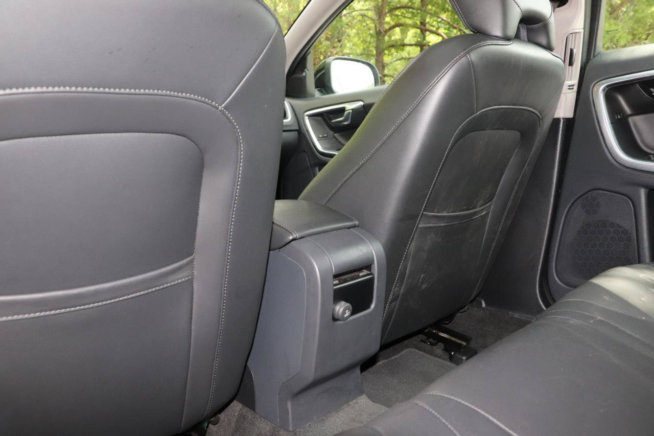 Used 2016 Volvo V60 T5 Premier AWD/4WD image 30