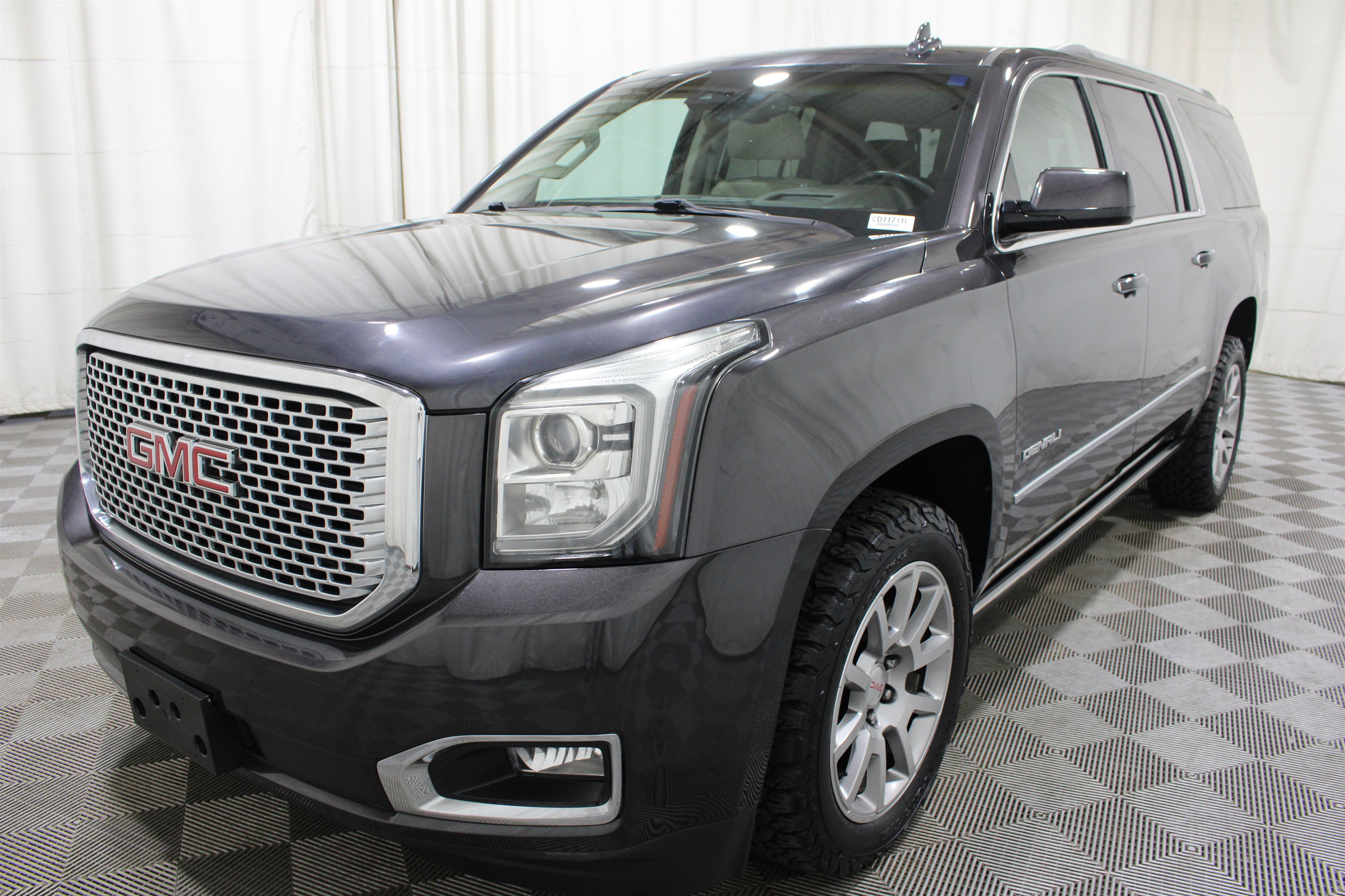 Used 2017 GMC Yukon XL Denali w/ Open Road Package image 41