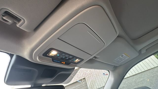 Used 2025 Ford Expedition Platinum AWD/4WD image 26