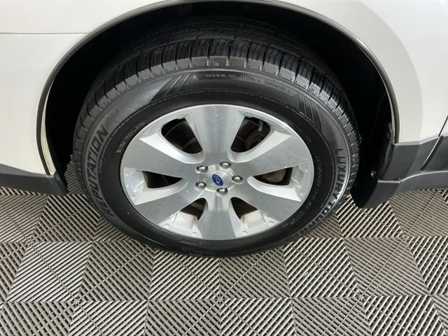 Used 2012 Subaru Outback 3.6R Limited AWD/4WD image 28