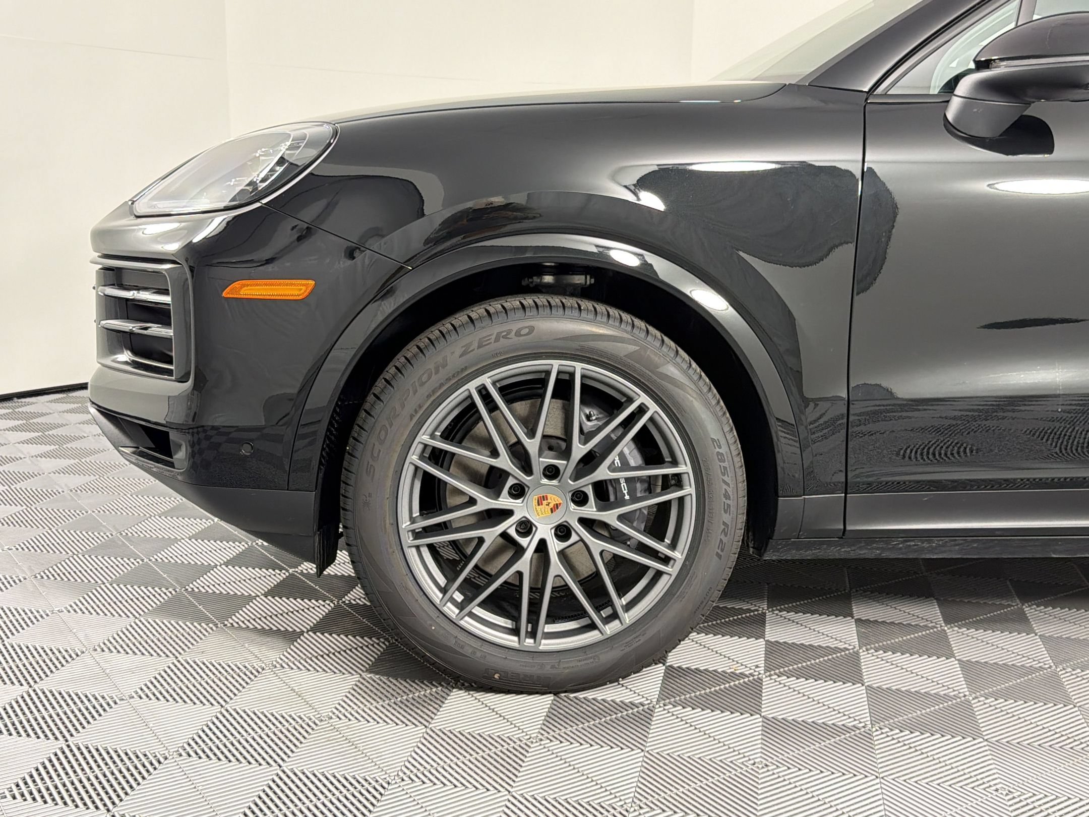 Certified 2026 Porsche Cayenne Coupe AWD/4WD image 7