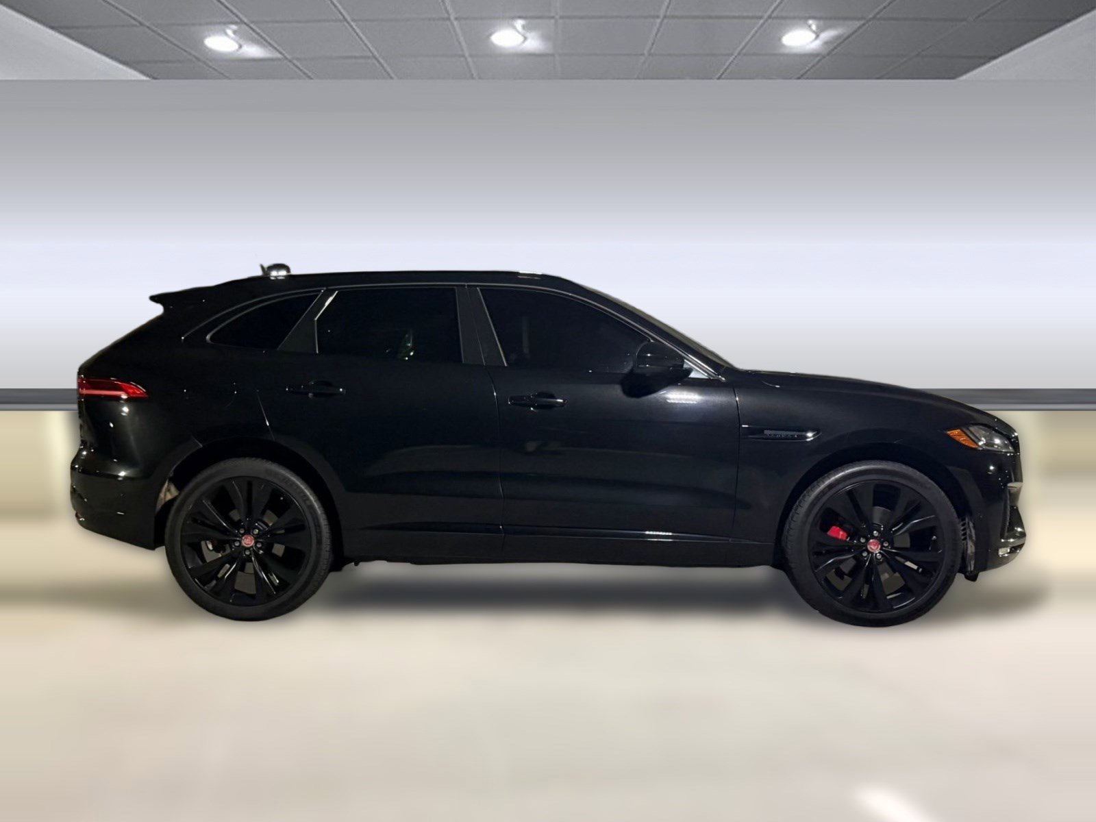 Used 2019 Jaguar F-PACE S AWD/4WD image 8