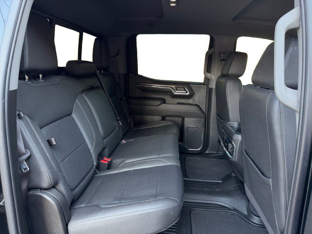 Used 2023 Chevrolet Silverado 1500 LTZ w/ Technology Package AWD/4WD image 20