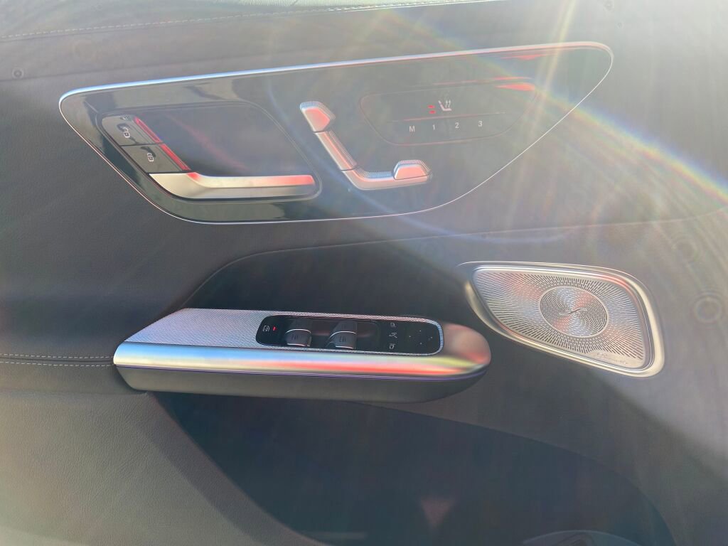 New 2025 Mercedes-Benz GLC 300 4MATIC image 7