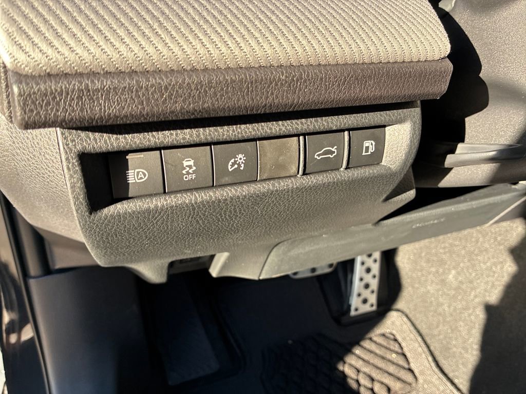 New 2026 Toyota Camry SE image 34