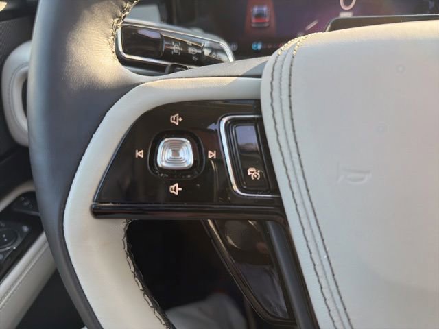 Used 2025 Lincoln Aviator Reserve w/ Illumination Package RWD image 19