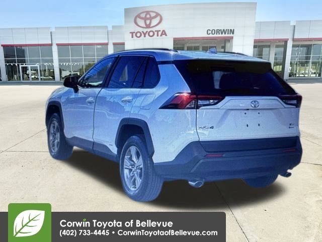 Used 2025 Toyota RAV4 XLE image 16