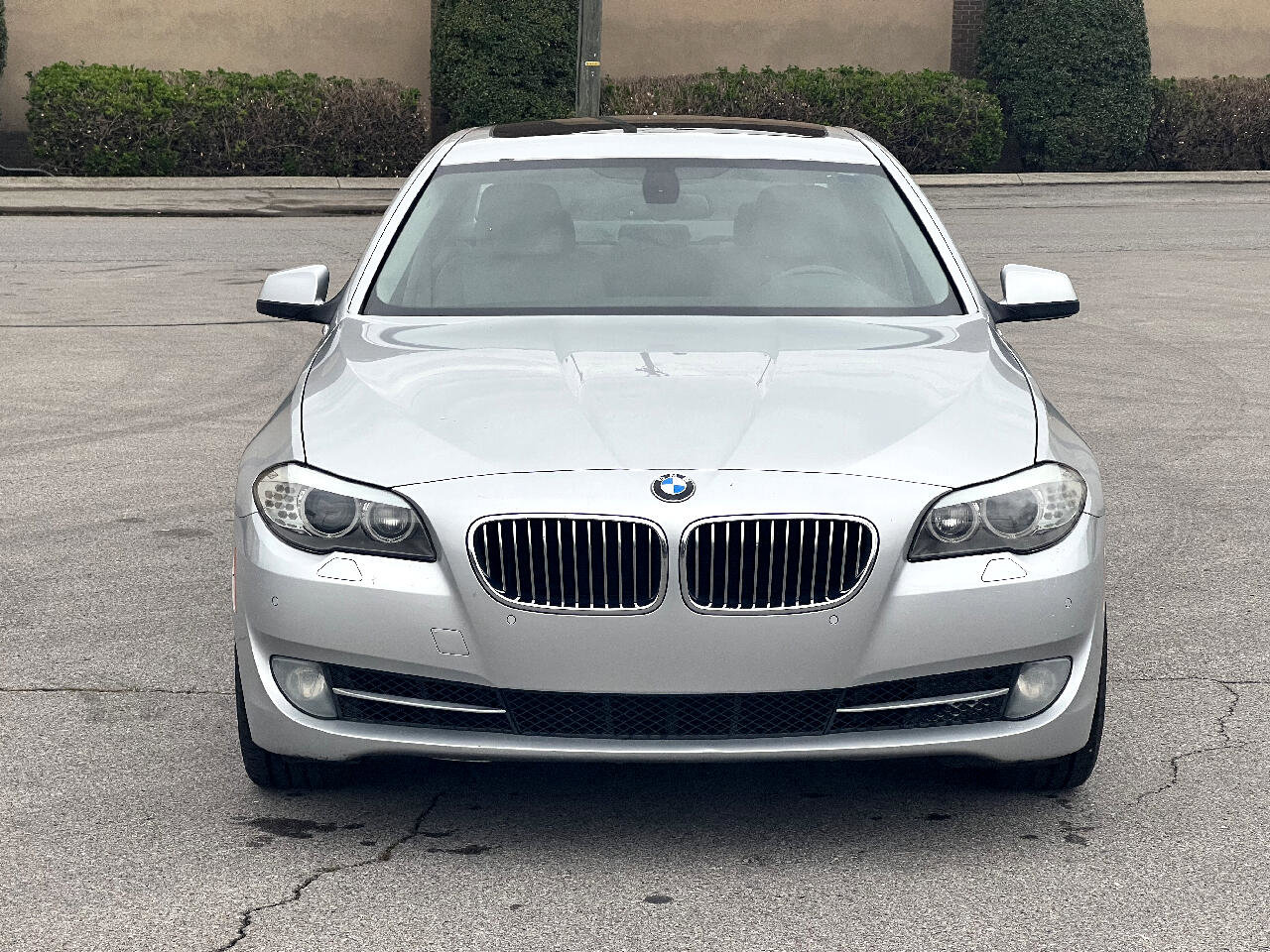 Used 2011 BMW 535i Sedan image 2