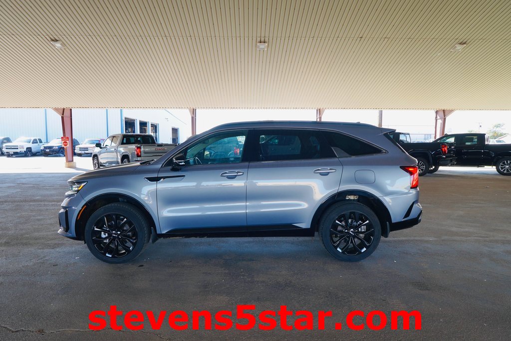 Used 2023 Kia Sorento SX