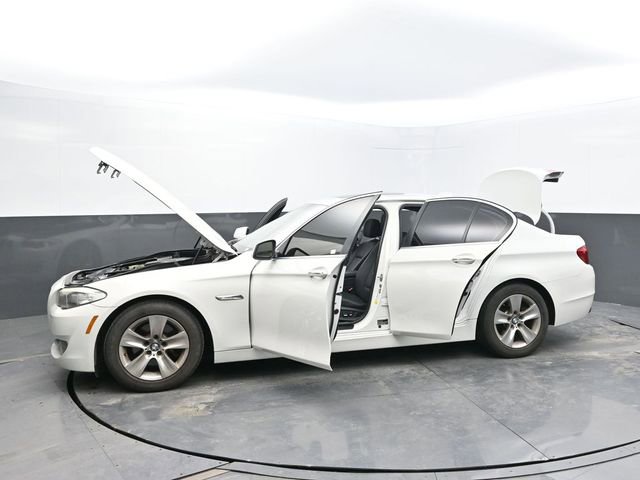 Used 2013 BMW 528i Sedan image 2