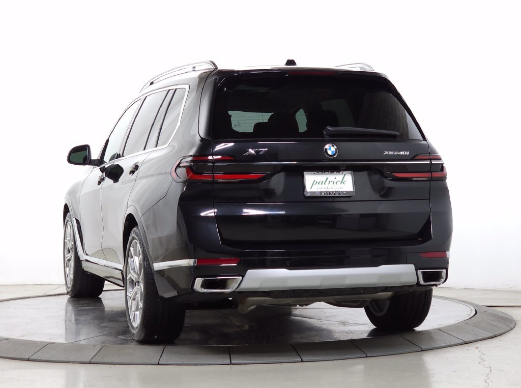 Used 2026 BMW X7 xDrive40i AWD/4WD image 6