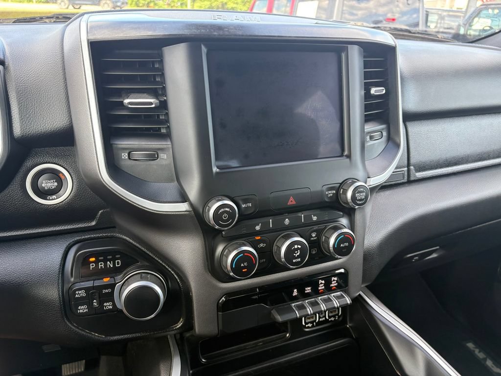 Used 2020 RAM 1500 Big Horn AWD/4WD image 18