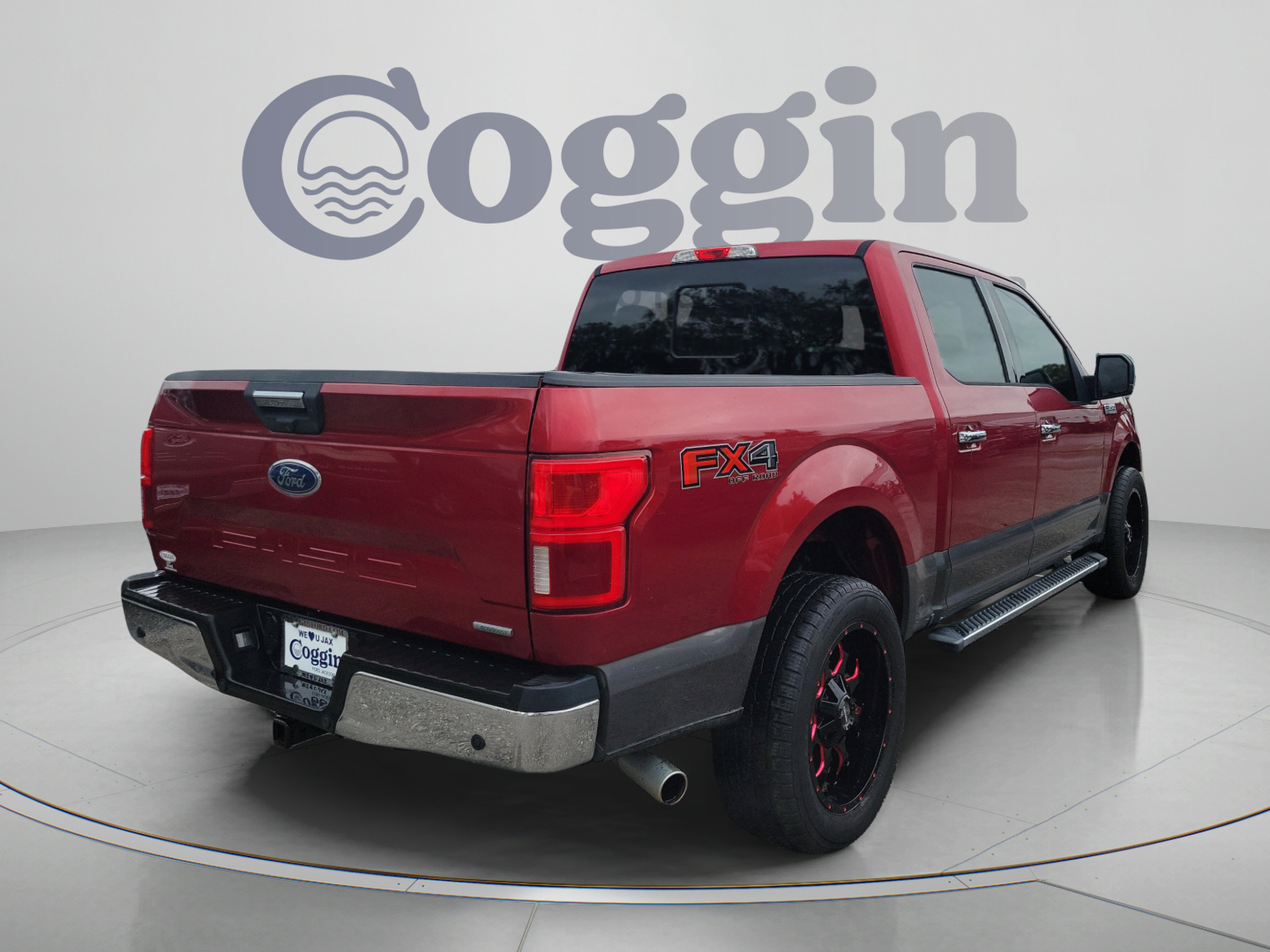Used 2018 Ford F150 XLT w/ Equipment Group 302A Luxury AWD/4WD image 3