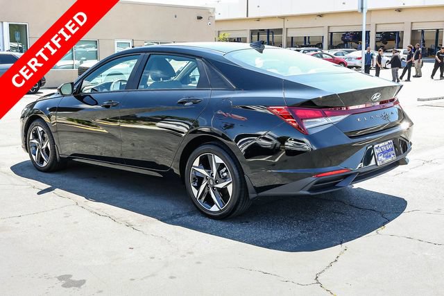 Certified 2023 Hyundai Elantra SEL w/ Convenience Package FWD image 4