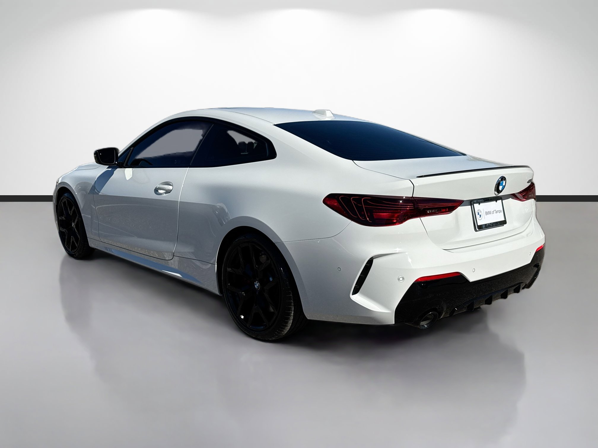 Used 2026 BMW 430i Coupe w/ M Sport Package image 5