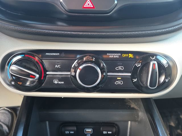 Used 2022 Kia Soul LX image 25