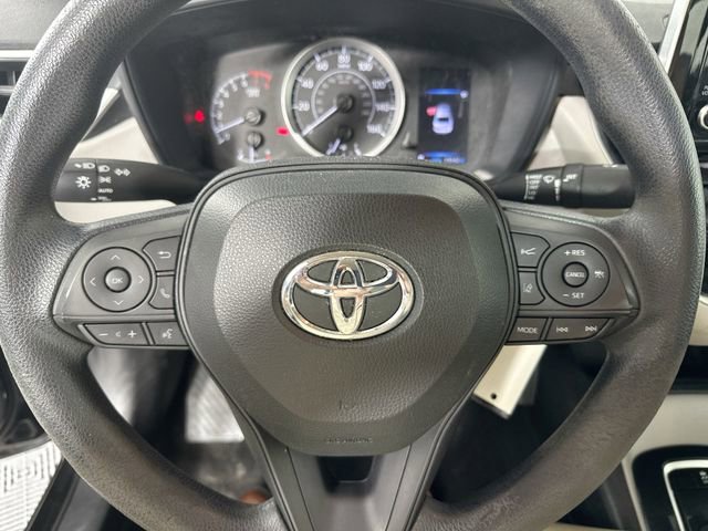 Used 2021 Toyota Corolla LE FWD image 18