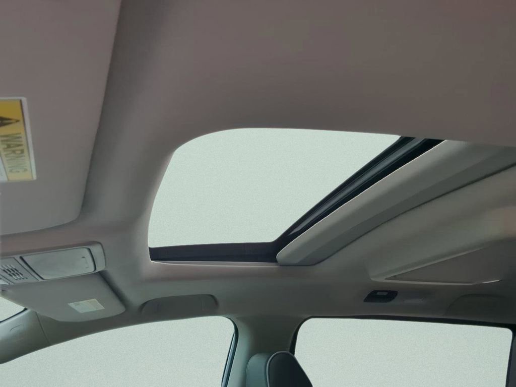 New 2026 Honda Odyssey Touring image 14