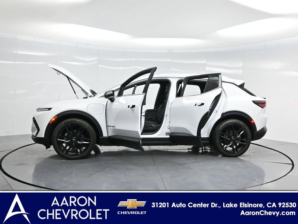 New 2026 Chevrolet Equinox EV LT w/ LPO, Blackout Package image 50