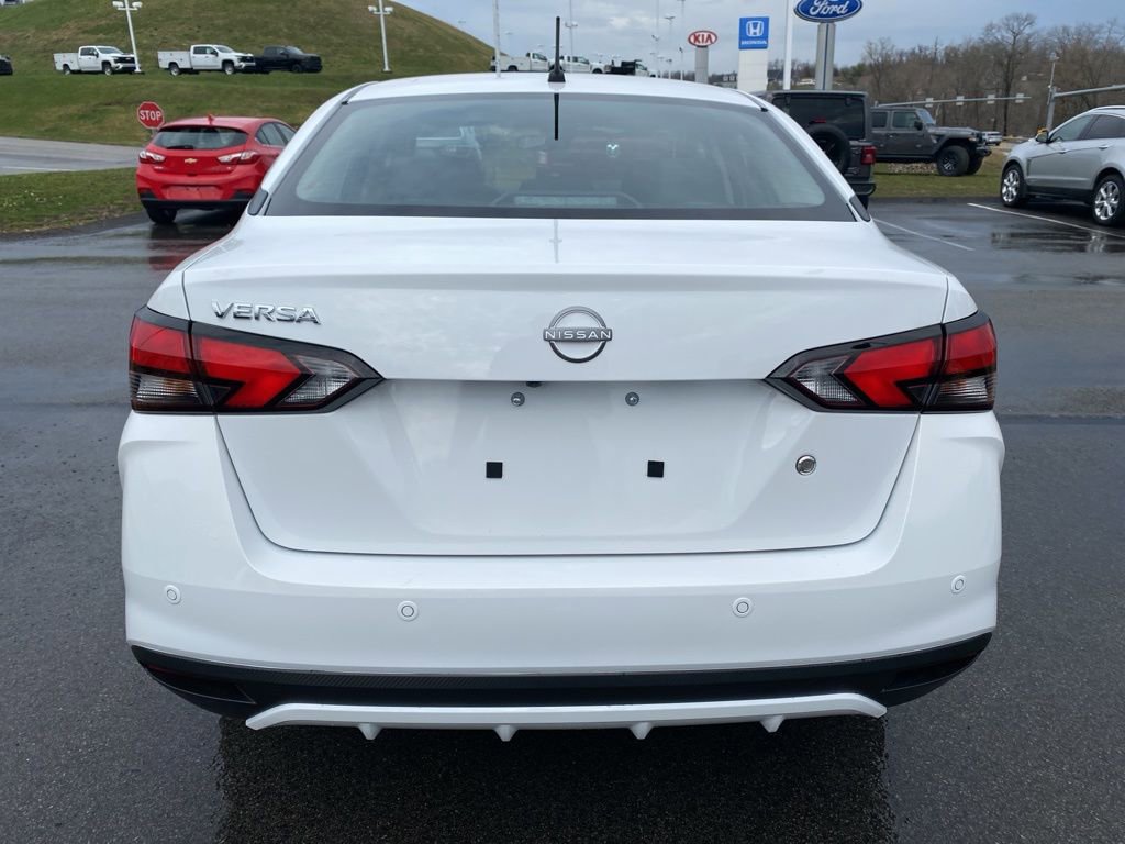 Used 2024 Nissan Versa S image 4