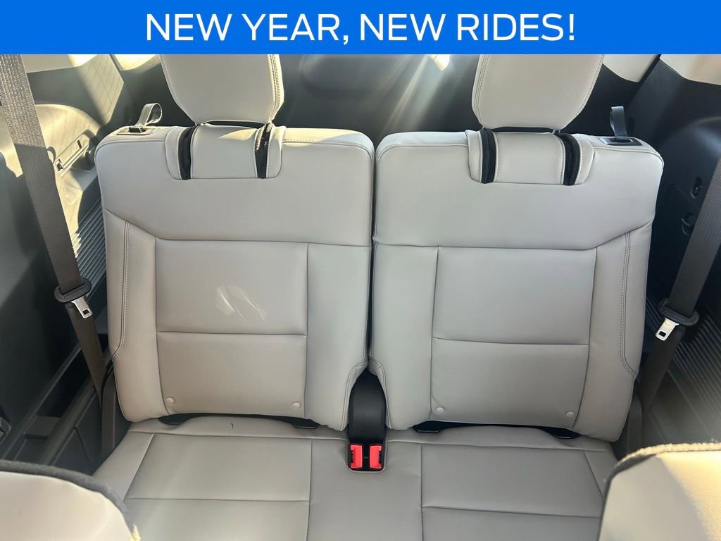 New 2026 Ford Explorer Active w/ Active Comfort Package image 21