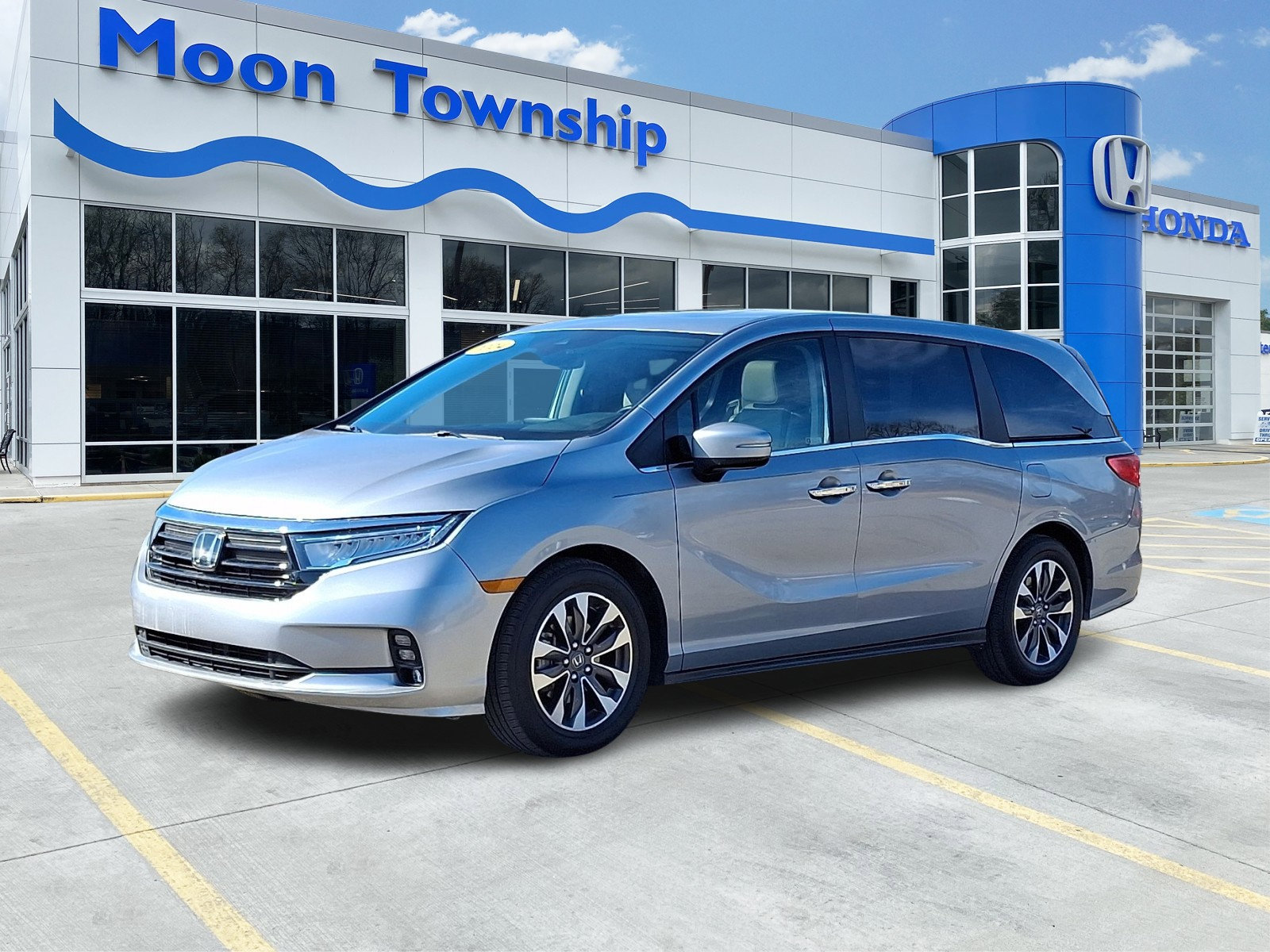 Used 2024 Honda Odyssey EX-L image 3