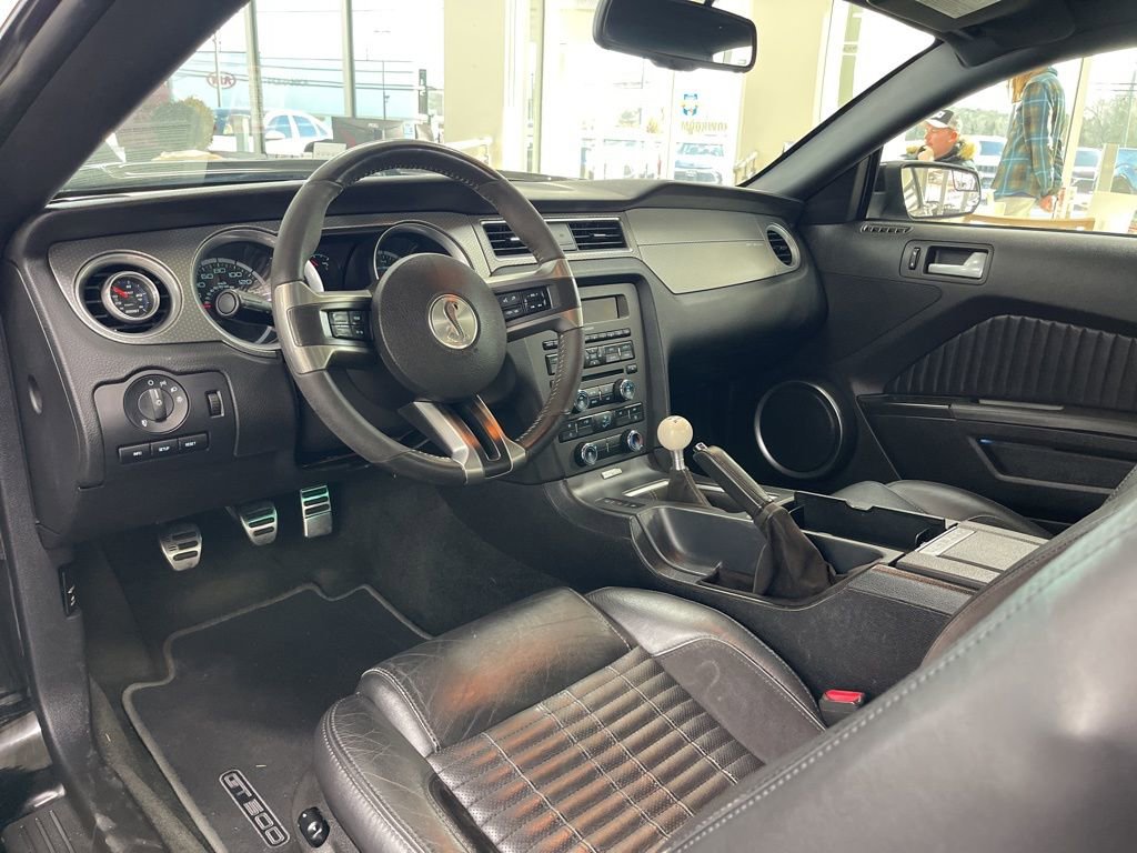 Used 2012 Ford Mustang Shelby GT500 w/ SVT Performance Pkg image 10