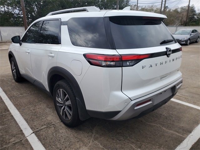Used 2025 Nissan Pathfinder SL image 9
