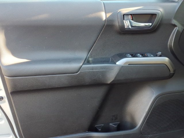 Certified 2023 Toyota Tacoma TRD Sport AWD/4WD image 12