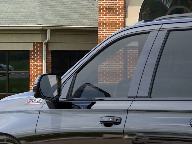 New 2026 Chevrolet Suburban Z71 image 12