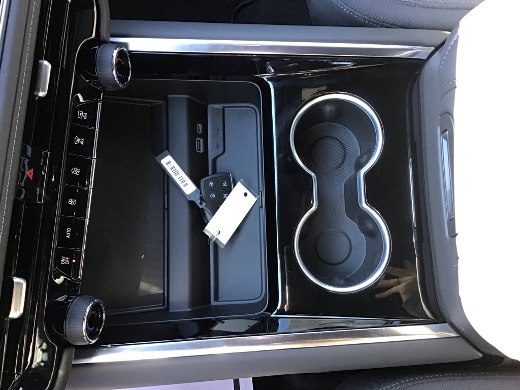 New 2026 Chevrolet Suburban LS image 46