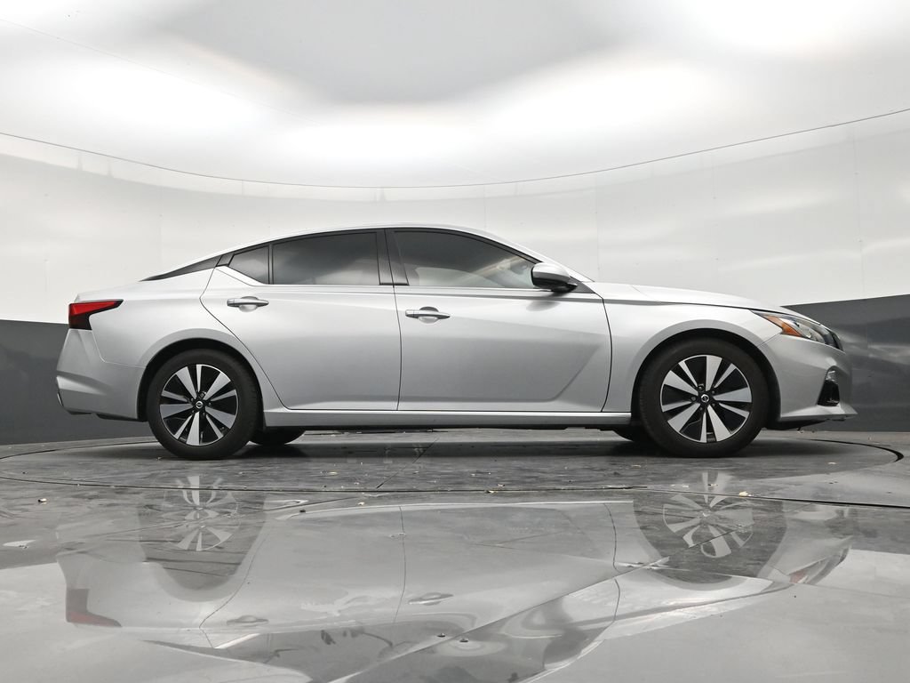 Used 2019 Nissan Altima 2.5 SV FWD image 25