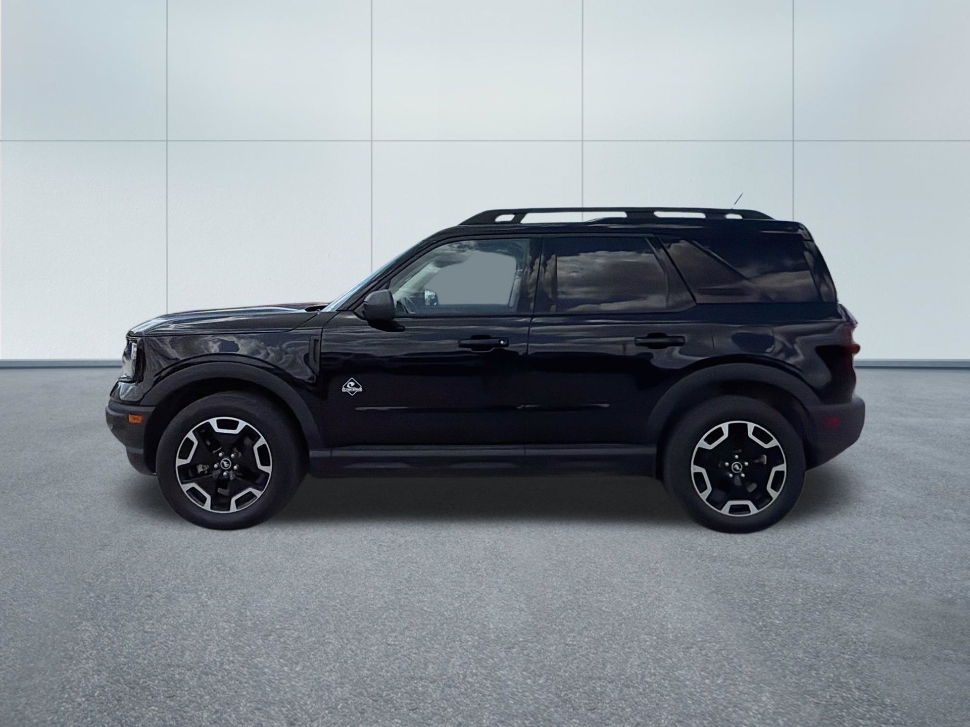 Used 2022 Ford Bronco Sport Outer Banks w/ Tech Package AWD/4WD image 6