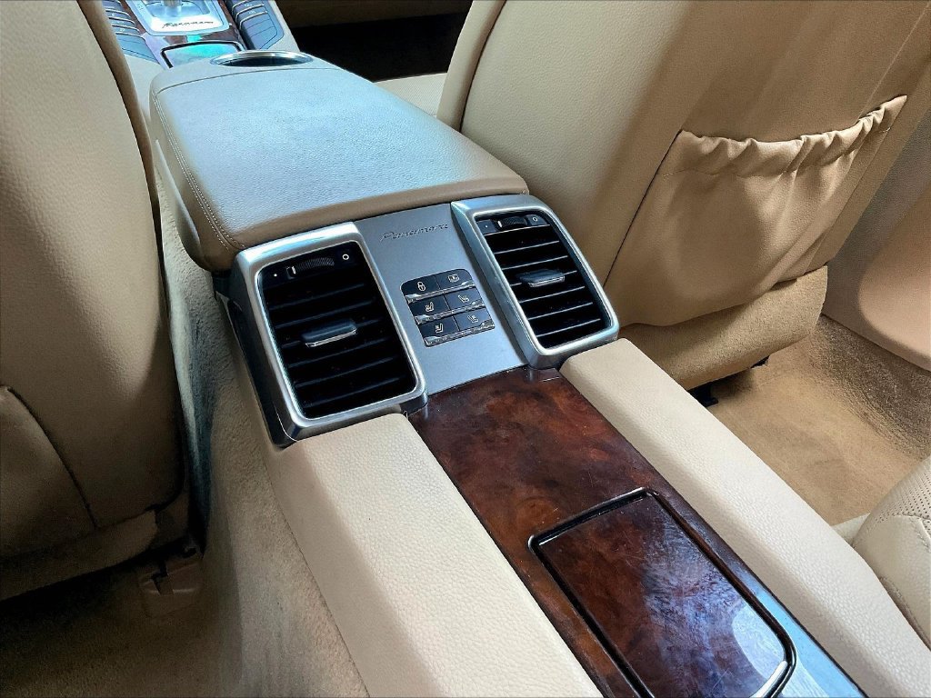 Used 2012 Porsche Panamera S RWD image 10
