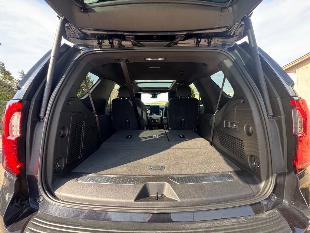 Used 2025 GMC Yukon Denali w/ Denali Reserve Package image 45