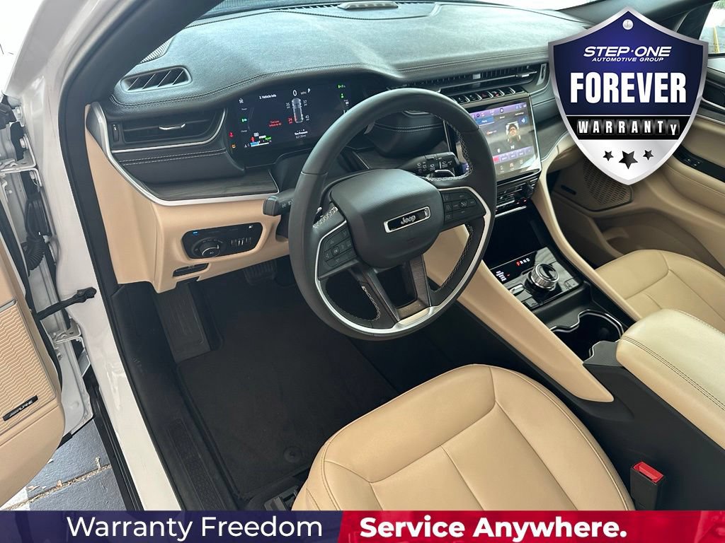 Used 2024 Jeep Grand Cherokee Limited 4xe AWD/4WD image 13