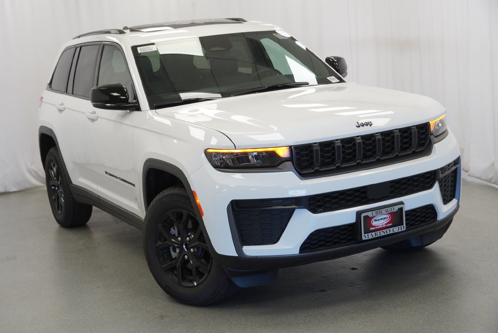 New 2026 Jeep Grand Cherokee Altitude AWD/4WD image 11