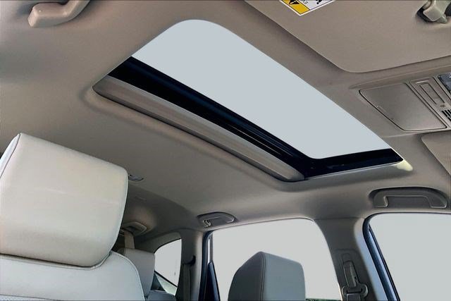 Certified 2018 Honda CR-V Touring image 26